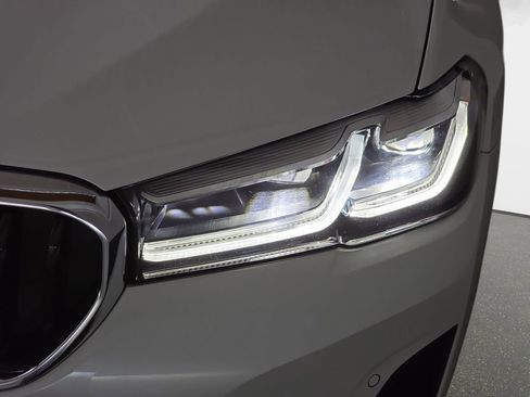 Certified 2022 BMW 530i xDrive w/ Convenience Package AWD/4WD image 30