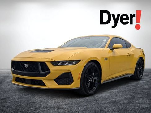 Used 2024 Ford Mustang GT RWD image 8