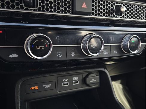 Used 2024 Honda Civic Touring image 16