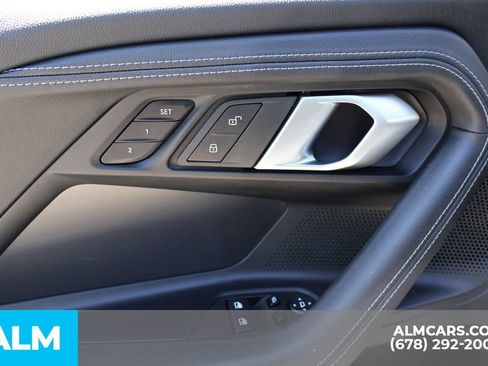 Used 2026 BMW 230i Coupe w/ Premium Package RWD image 11