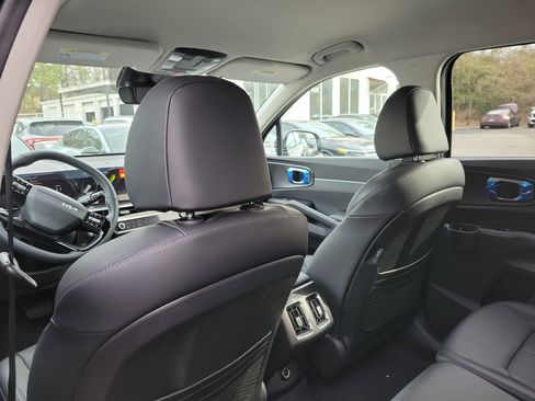 New 2026 Kia Sorento S FWD image 12
