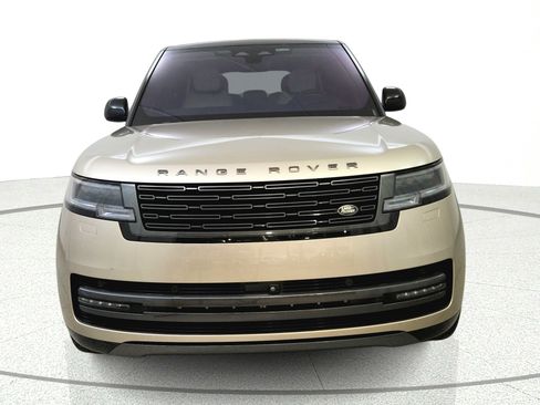 Used 2023 Land Rover Range Rover Autobiography AWD/4WD image 2