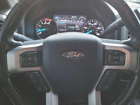 Used 2019 Ford F250 Platinum w/ Platinum Ultimate Package image 22