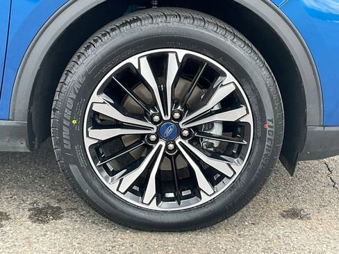 Used 2022 Ford Escape SEL w/ SEL Stealth AWD Package image 24