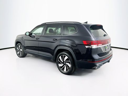 Used 2025 Volkswagen Atlas SE image 5