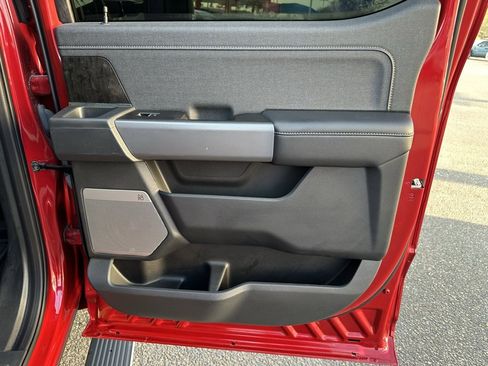 Used 2024 Ford F350 Lariat image 20