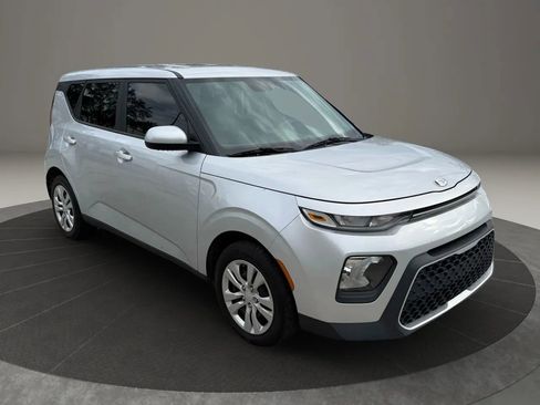 Used 2021 Kia Soul LX FWD image 7