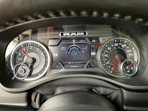 Used 2021 RAM 1500 Big Horn AWD/4WD image 14
