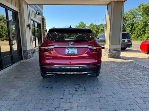 Used 2018 Buick Enclave Premium FWD image 7