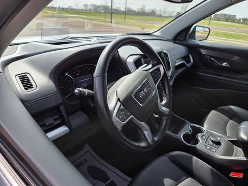 Used 2022 GMC Terrain SLT w/ Tech Package AWD/4WD image 16