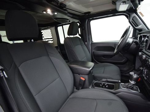 Used 2023 Jeep Wrangler Unlimited Sport image 17