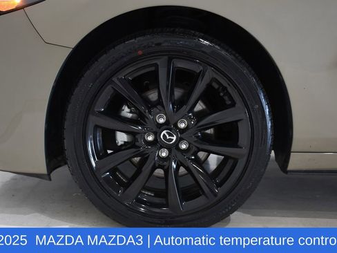 Used 2025 MAZDA MAZDA3 Carbon AWD/4WD image 6