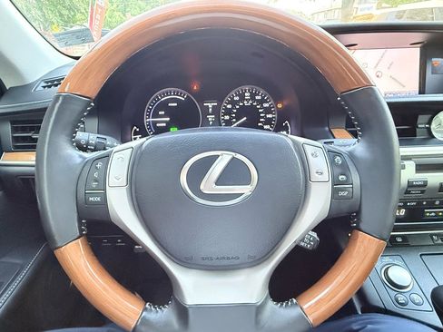 Used 2013 Lexus ES 300h w/ Luxury Pkg FWD image 23