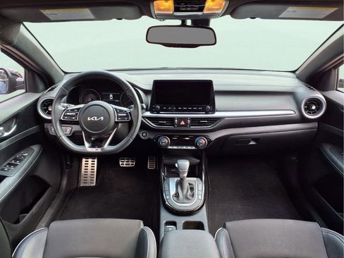 Used 2022 Kia Forte GT-Line w/ GT-Line Technology Package FWD image 15