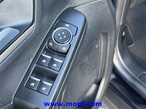 Used 2022 Ford Escape SEL w/ Technology Package image 19