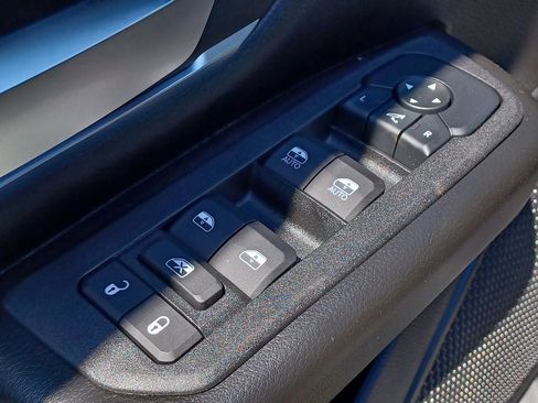 New 2026 RAM 1500 Big Horn AWD/4WD image 13