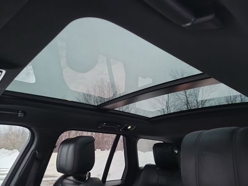 Used 2019 Land Rover Range Rover Supercharged image 28