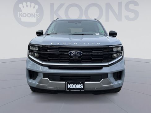 New 2025 Ford Expedition Platinum w/ Driver's Package image 11