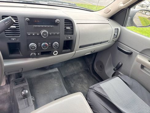 Used 2011 GMC Sierra 2500 W/T AWD/4WD image 15