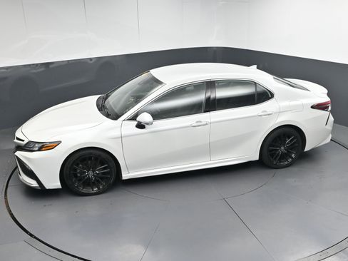 Used 2023 Toyota Camry XSE image 38