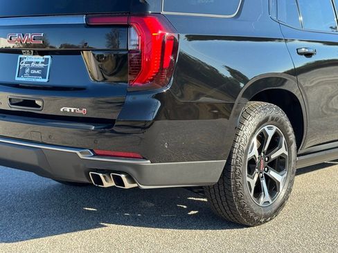 New 2026 GMC Yukon AT4 w/ AT4 Premium Plus Package image 16