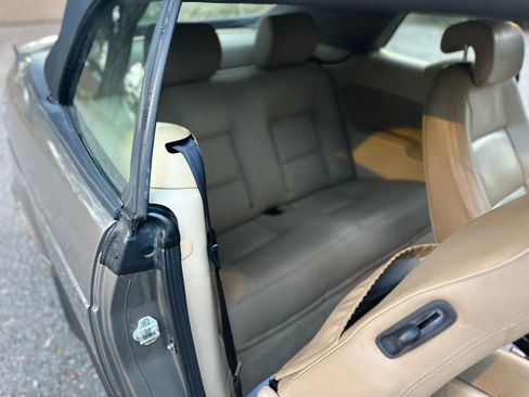 Used 2002 Saab 9-3 SE FWD image 4