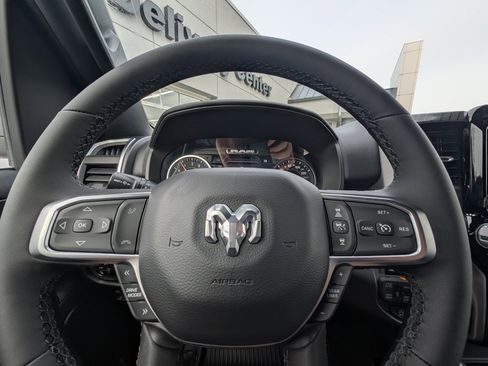 New 2026 RAM 1500 4x4 Crew Cab image 20