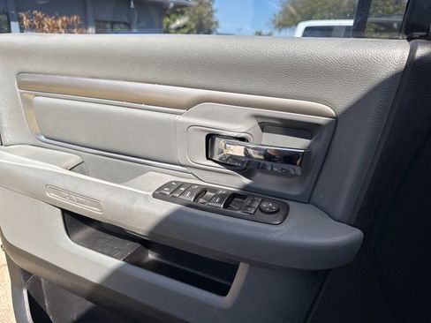 Used 2016 RAM 2500 SLT image 29