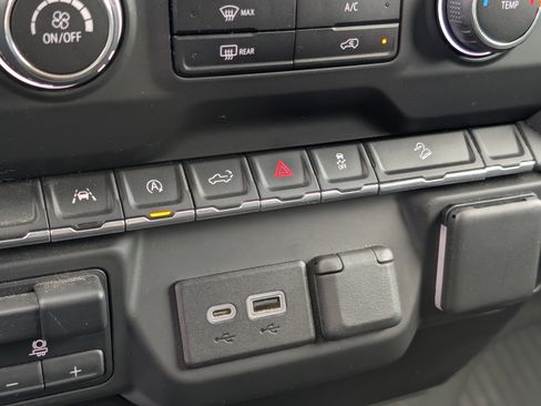 Used 2023 Chevrolet Silverado 1500 Custom Trail Boss image 20