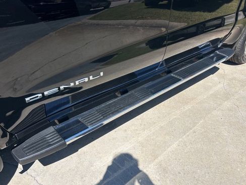 Used 2021 GMC Sierra 1500 Denali w/ Technology Package image 5