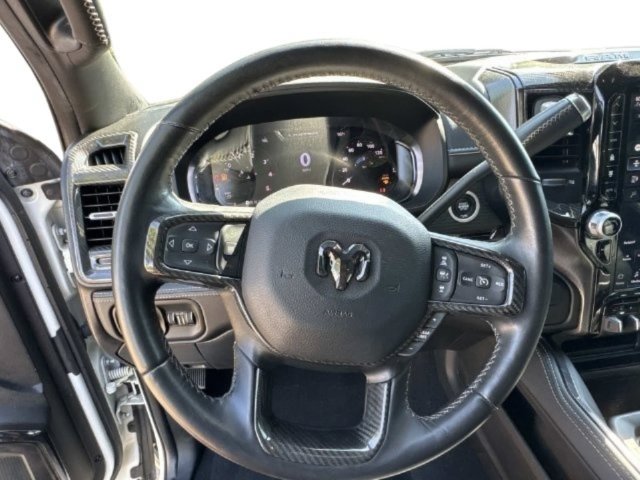Used 2024 RAM 2500 Limited AWD/4WD image 29