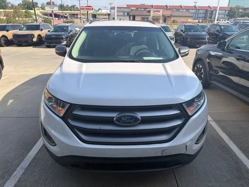 Used 2018 Ford Edge SEL w/ Equipment Group 201A FWD image 2