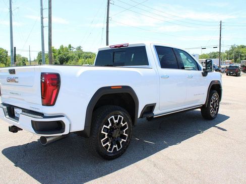 New 2026 GMC Sierra 2500 Denali w/ Denali Reserve Package AWD/4WD image 20