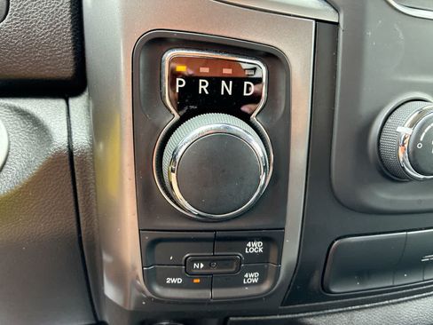 Used 2024 RAM 1500 Classic SLT AWD/4WD image 15