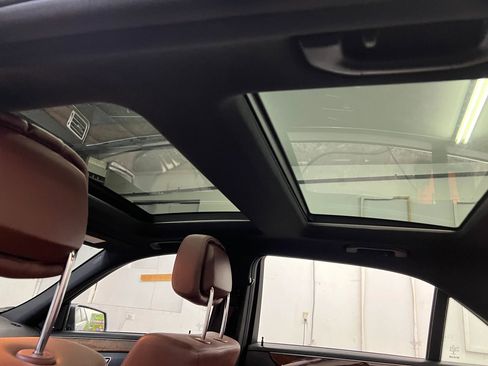 Used 2016 Mercedes-Benz E 350 4MATIC Sedan image 13