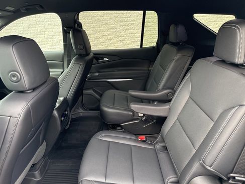 New 2026 Chevrolet Traverse LT w/ LPO, Floor Liner Package image 25