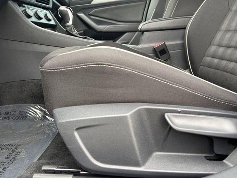 Used 2024 Volkswagen Jetta Sport FWD image 15
