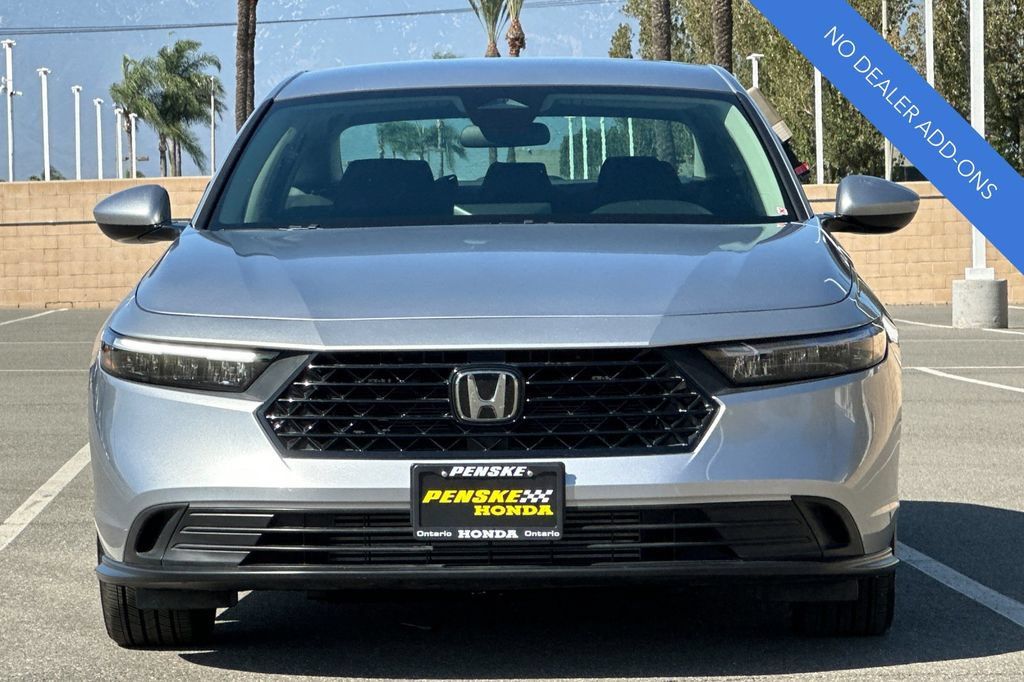 Certified 2025 Honda Accord LX image 9