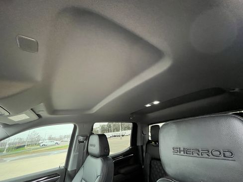 Used 2023 GMC Sierra 1500 Elevation w/ Preferred Package image 27