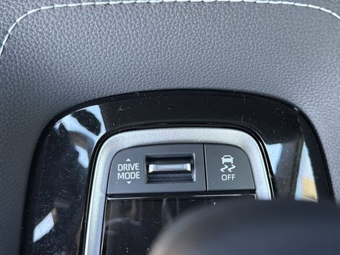 Certified 2026 Toyota Corolla SE FWD image 31