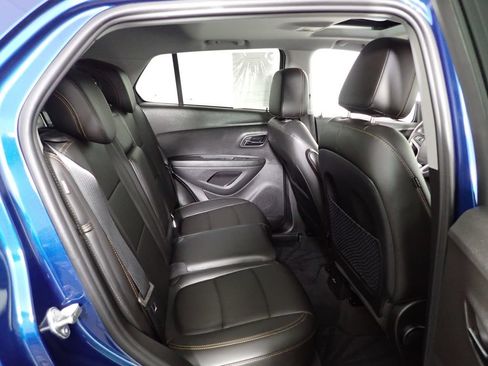 Used 2020 Chevrolet Trax Premier w/ LPO, Protection Package FWD image 38