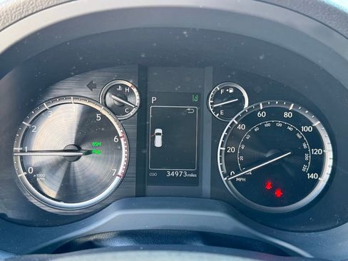 Used 2022 Lexus GX 460 Premium image 26