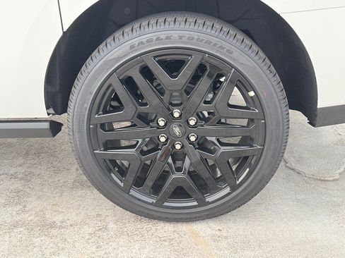New 2027 Ford Expedition Max Platinum w/ Stealth Performance Package AWD/4WD image 20