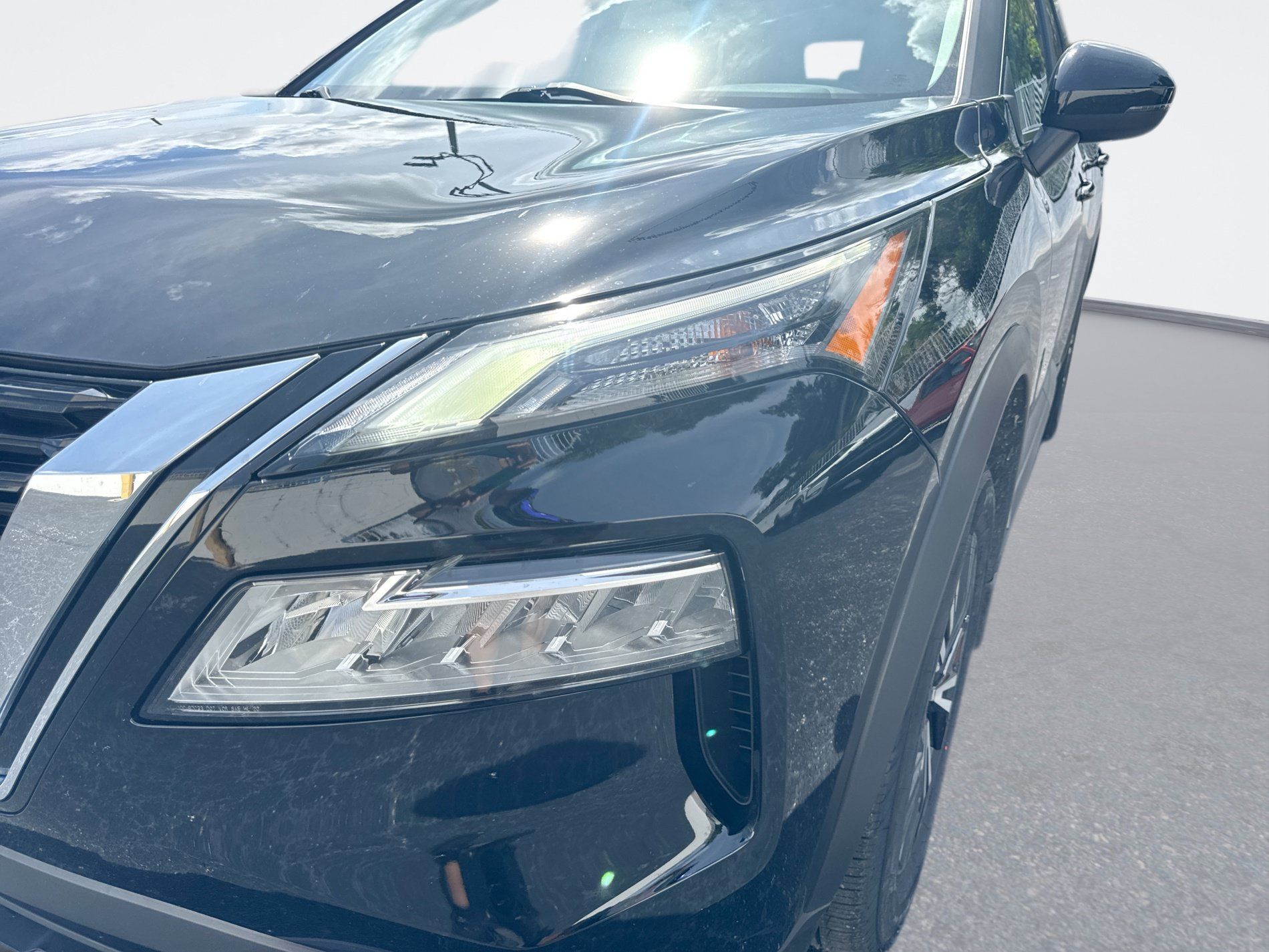 Certified 2023 Nissan Rogue SV w/ SV Premium Package AWD/4WD image 10