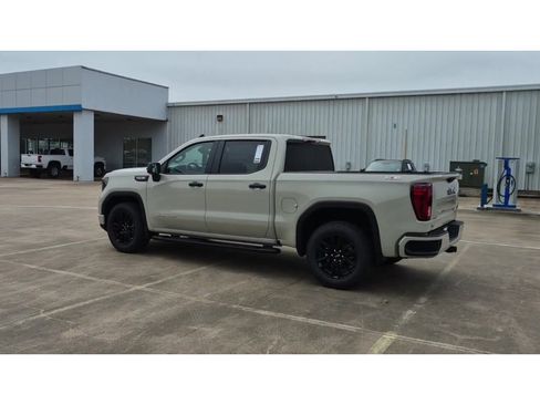 New 2026 GMC Sierra 1500 Pro w/ Graphite Edition image 6
