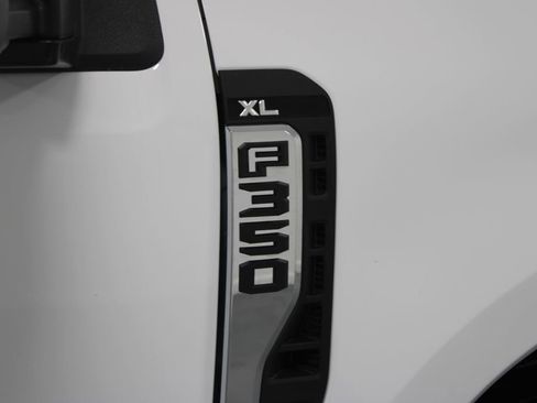 Used 2023 Ford F350 XL w/ Snow Plow Prep Package image 12