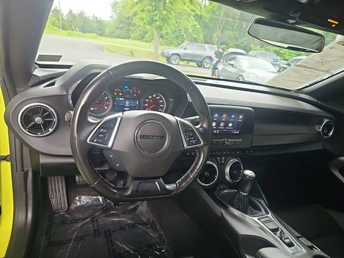 Used 2020 Chevrolet Camaro LT RWD image 24