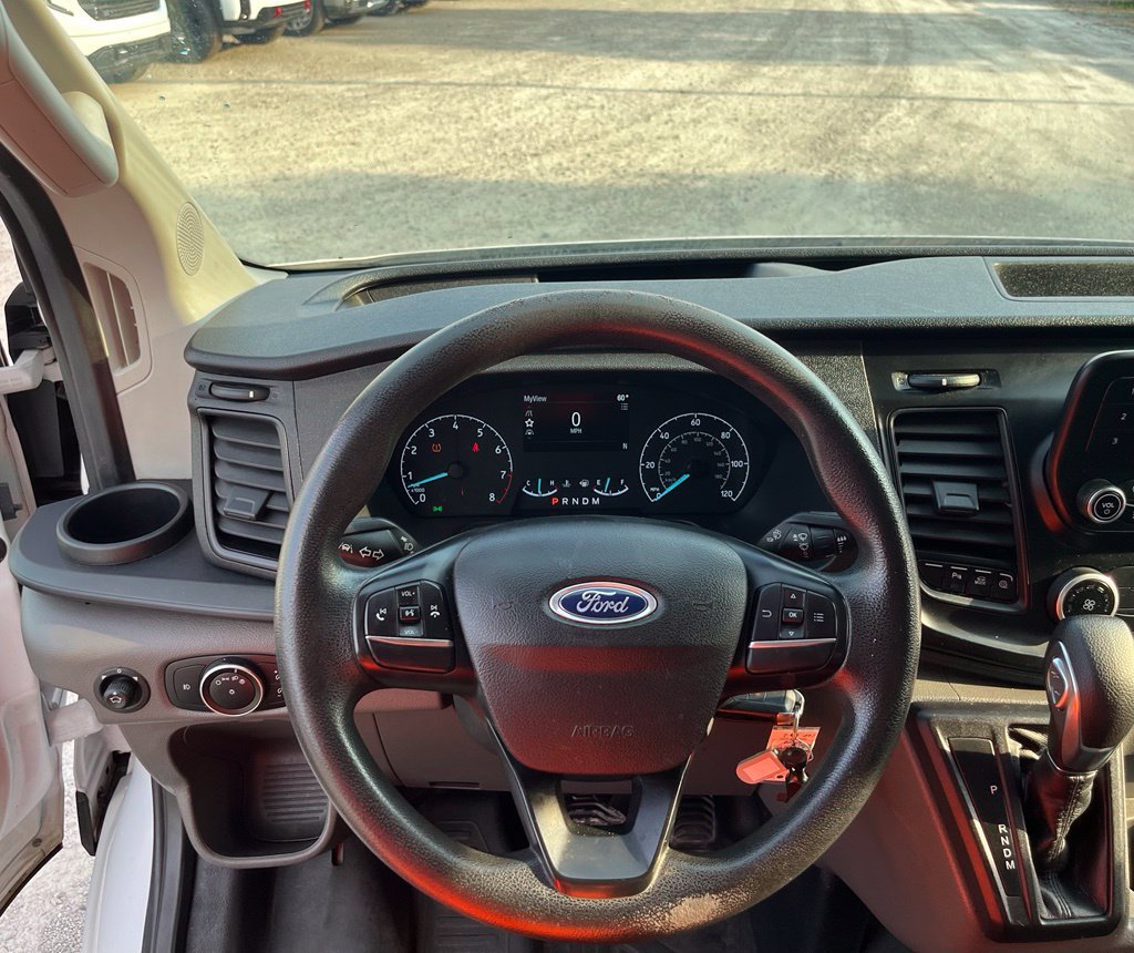 Used 2020 Ford Transit 250 Low Roof RWD image 21
