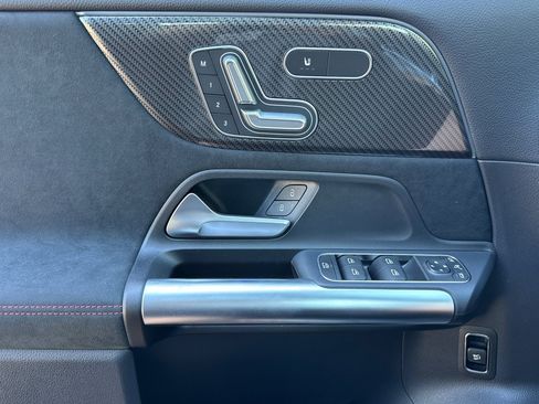 New 2026 Mercedes-Benz GLA 35 AMG 4MATIC image 12