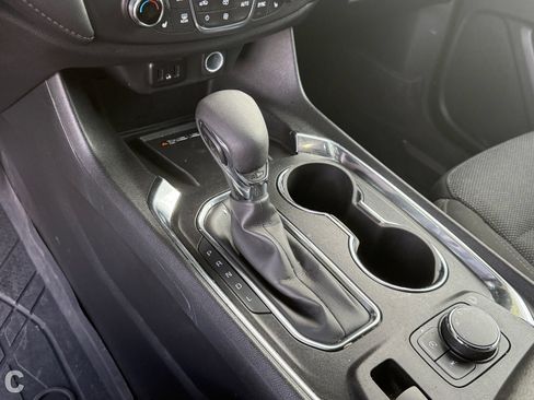 Certified 2023 Chevrolet Traverse LT FWD image 20
